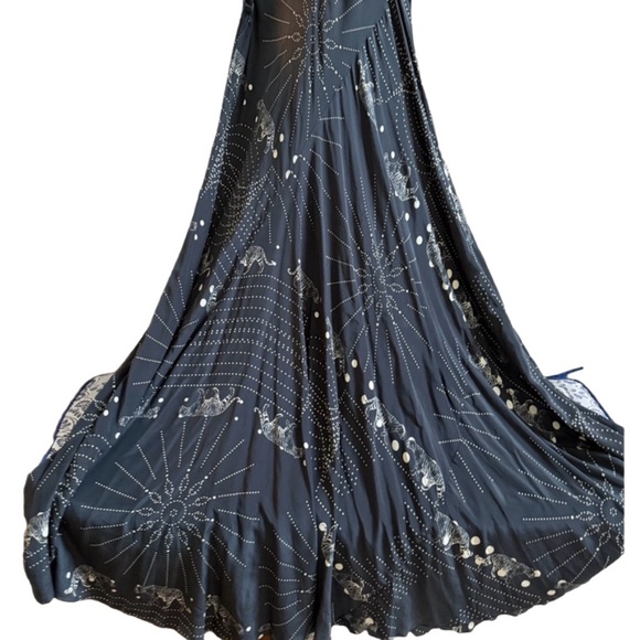 Johnny Was BIYA Black Silk Rea Dress with tiger graphics - sleeveless flowyyy lg - Picture 2 of 15